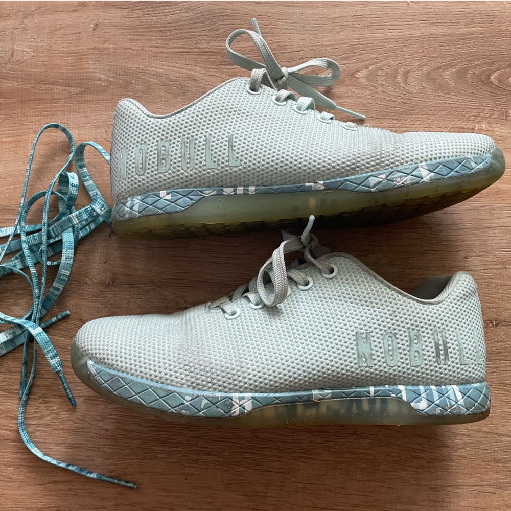 Nobull Davidsdottir trainers size 8